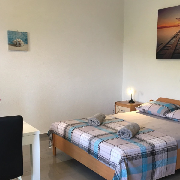 Camere da letto, Paradise Apartments, Paradise Apartments direttamente sulla spiaggia sull'isola di Hvar, Croazia Gdinj