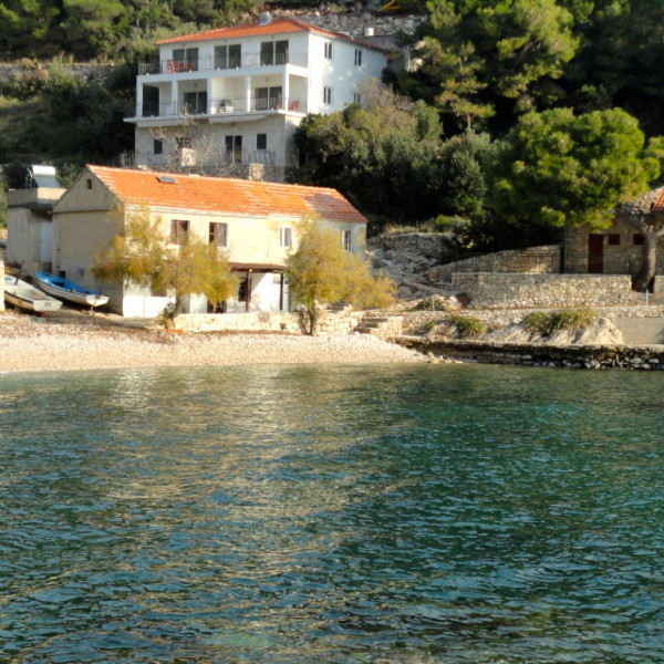 Paradise Apartments, Paradise Apartments right on the beach on Hvar island, Croatia Gdinj