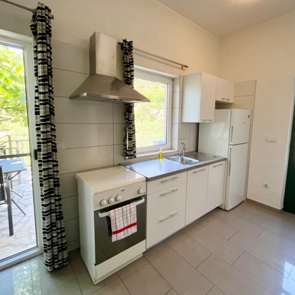 Kitchen, Paradise Apartments, Paradise Apartments right on the beach on Hvar island, Croatia Gdinj
