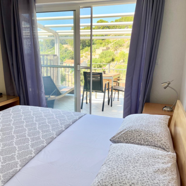 Bedrooms, Paradise Apartments, Paradise Apartments right on the beach on Hvar island, Croatia Gdinj