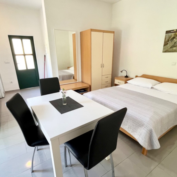 Bedrooms, Paradise Apartments, Paradise Apartments right on the beach on Hvar island, Croatia Gdinj